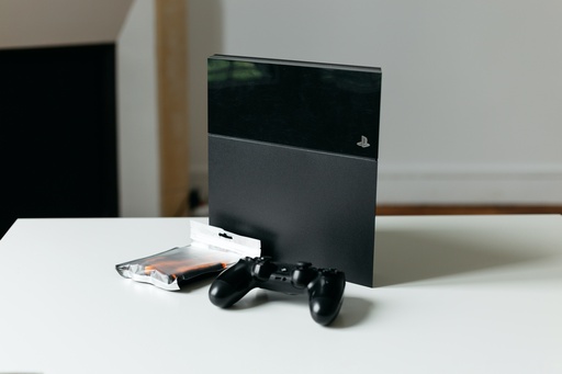 PS4-Play Station 4